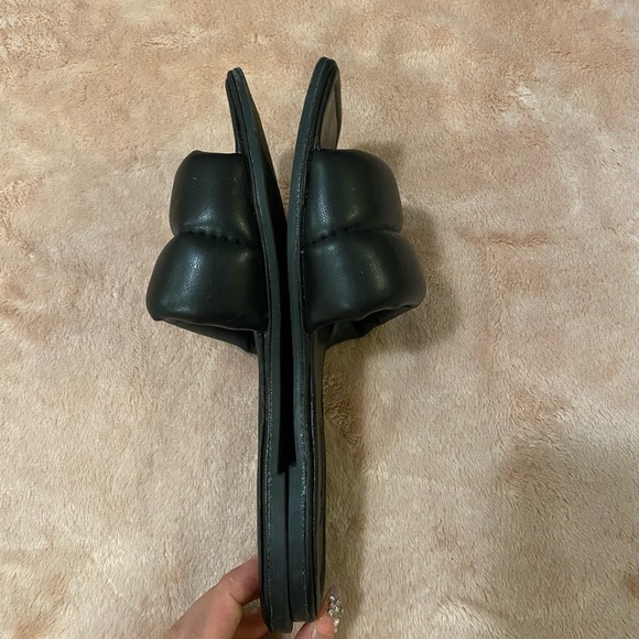 Primark puffy square toe slippers - Picture 2 of 3